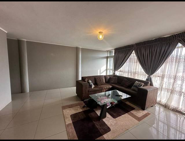 2 BEDROOM APARTMENT FOR SALE IN SUNNYSIDE